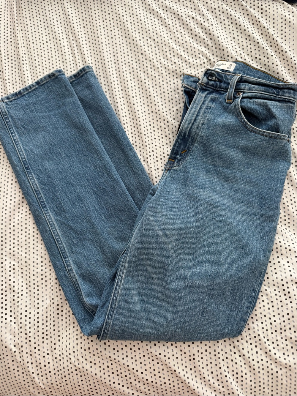 Abercrombie & Fitch 90’s Straight Leg Jeans - Medium Blue - Curve Love